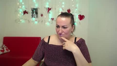 Diana online show from February 12, 2026, 8:53 am