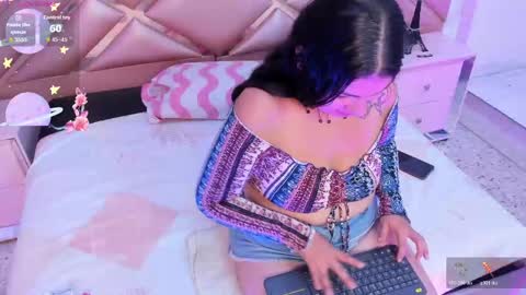 dianasheren online show from April 24, 2026, 8:44 pm