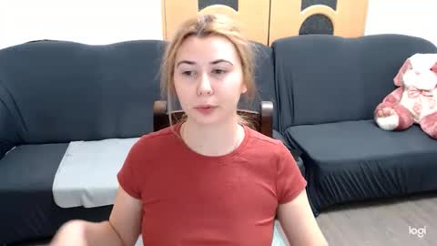 dianasmiey7 online show from January 20, 2025, 6:10 pm