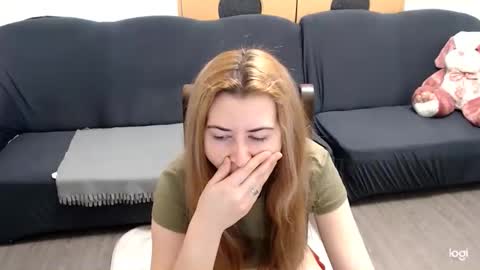 dianasmiey7 online show from January 21, 2025, 9:35 am