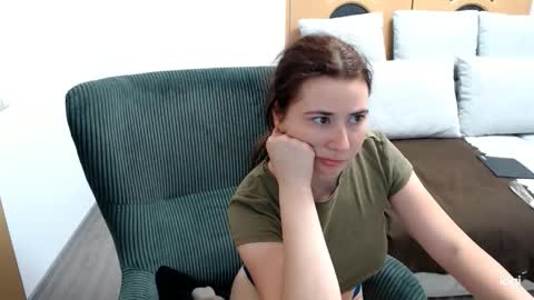 dianasmiey7 online show from September 11, 2025, 8:20 pm