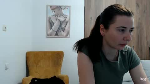 dianasmiey7 online show from April 28, 2026, 11:04 am