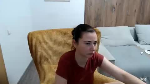 Snapshot of dianasmiey7 chatting on May 11, 2026, 8:09 am dianasmiey7 online show from May 11, 2026, 8:09 am