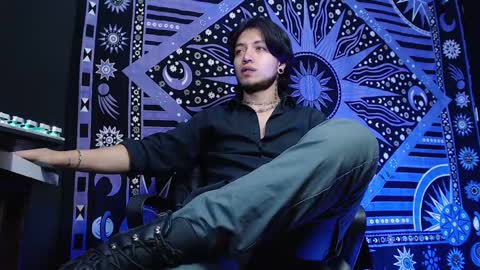 DICAPRIO online show from February 11, 2025, 5:50 pm