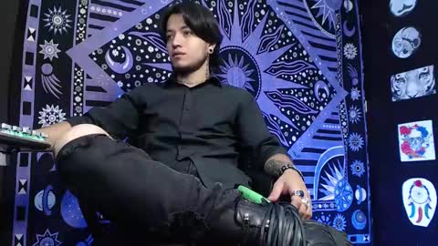 DICAPRIO online show from February 14, 2025, 5:57 pm