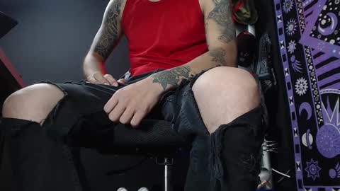 DICAPRIO online show from March 6, 2025, 7:43 pm