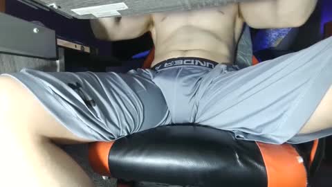 Dick And Muscle online show from February 16, 2025, 8:32 am