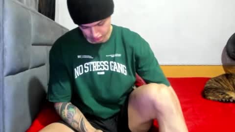 jhon online show from December 10, 2024, 10:37 pm