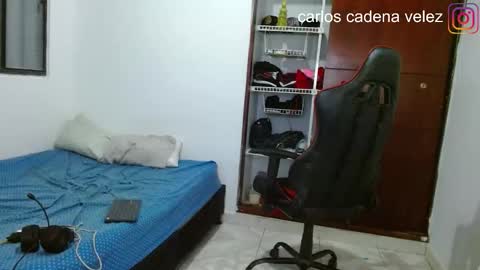 Snapshot of dick_monster23cm chatting on February 6, 2026, 12:04 am dick_monster23cm online show from February 6, 2026, 12:04 am