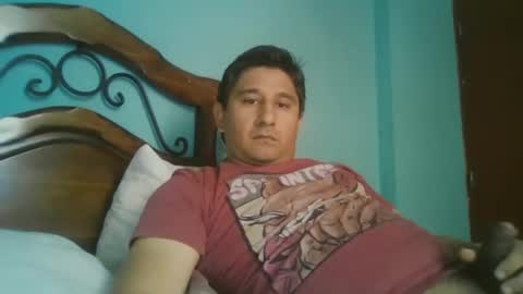 dickeduardo online show from December 8, 2024, 4:18 pm