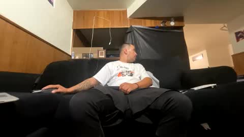 Snapshot of dickemdown93est chatting on October 8, 2025, 4:43 am dickemdown93est online show from October 8, 2025, 4:43 am