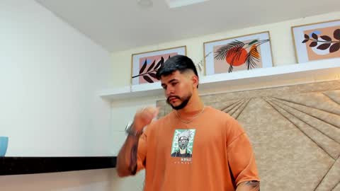 Snapshot of dickgriffith chatting on February 1, 2025, 12:16 pm Dick Griffith online show from February 1, 2025, 12:16 pm