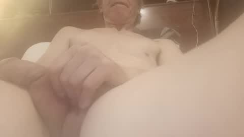 dickielee306251 online show from February 4, 2026, 12:33 pm