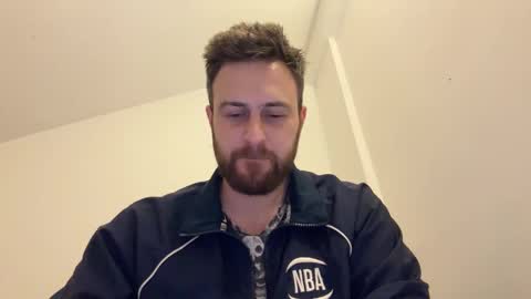 Im Julian  all cum shot videos here    online show from February 28, 2025, 8:28 pm