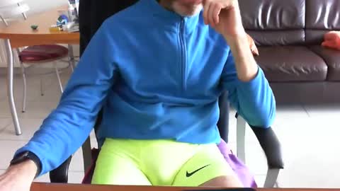 didonc from france..... online show from April 1, 2026, 1:41 pm