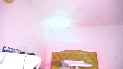 Snapshot of diegg0damian chatting on December 20, 2024, 1:58 am diegg0damian online show from December 20, 2024, 1:58 am