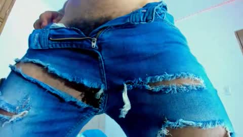 Diego online show from November 26, 2025, 11:00 am