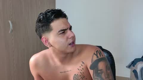 Snapshot of diego_cazas chatting on June 15, 2026, 8:33 pm DIEGO CAZAS online show from June 15, 2026, 8:33 pm