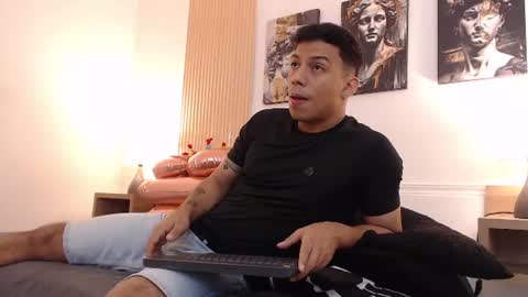 diego_salvatore online show from July 4, 2026, 7:42 pm