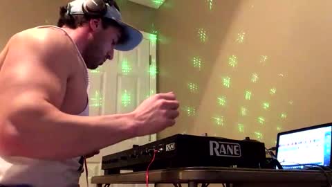 diegodavids online show from February 18, 2025, 9:42 pm