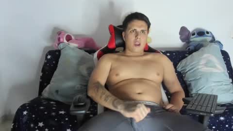 Snapshot of diegodelgado200521 chatting on June 22, 2026, 2:35 am alexerdiego online show from June 22, 2026, 2:35 am