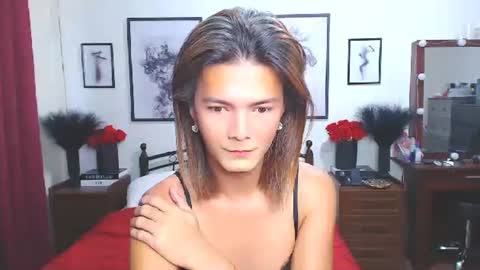 Dennesse online show from November 6, 2025, 1:17 am