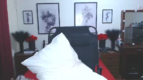 Dennesse online show from November 23, 2025, 1:55 pm