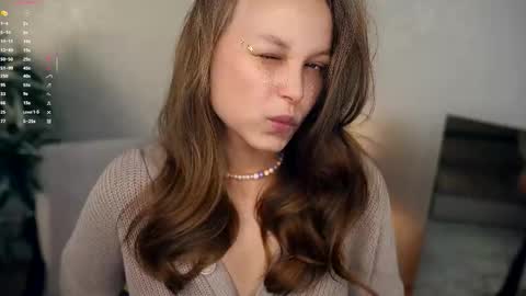 Snapshot of dierafauxa chatting on October 13, 2025, 6:41 pm Elwyna online show from October 13, 2025, 6:41 pm