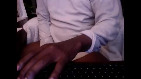 The Digital Pimp.... online show from December 5, 2024, 12:44 pm