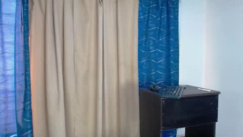 diiego_xxx online show from March 10, 2025, 12:04 pm