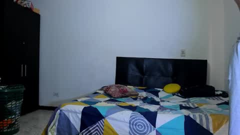 diiego_xxx online show from February 9, 2026, 3:16 pm