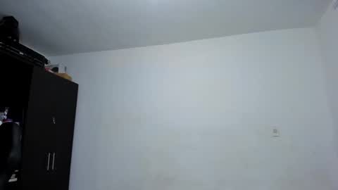 diiego_xxx online show from April 24, 2026, 2:08 pm