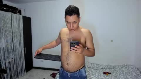 diiego_xxx online show from April 27, 2026, 2:09 am