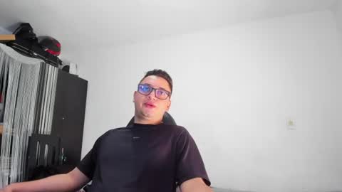 diiego_xxx online show from July 25, 2026, 6:49 pm