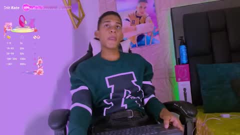 Dilan online show from November 24, 2025, 8:08 pm