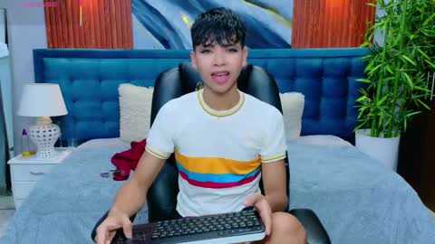Snapshot of dilan_911 chatting on May 31, 2026, 8:32 pm DILAN online show from May 31, 2026, 8:32 pm