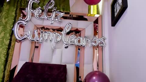 dilan_scootk_ online show from February 1, 2025, 5:26 pm