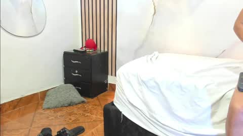 dilanandking online show from May 27, 2026, 1:52 pm