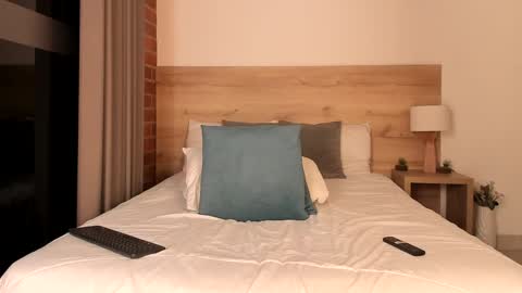 Dilarahkesh  online show from February 1, 2025, 6:10 am