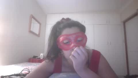 Snapshot of dimbobo2x chatting on January 14, 2026, 11:31 pm Roxxie Cleopatra online show from January 14, 2026, 11:31 pm