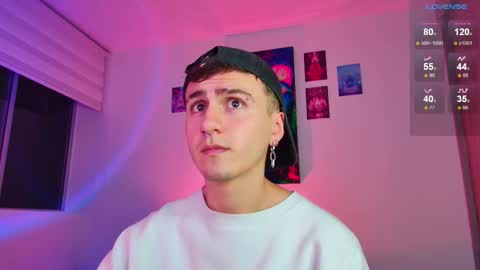 Julian Independent Model online show from November 19, 2025, 1:16 am