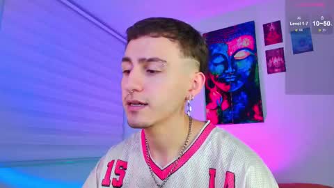 Julian Independent Model online show from March 8, 2026, 11:52 pm