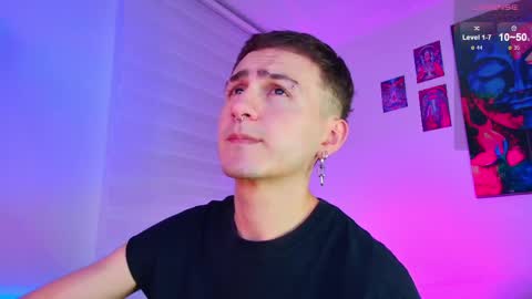 Julian Independent Model online show from April 3, 2026, 11:25 pm