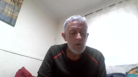 dimitrias2109 online show from December 15, 2025, 9:13 am