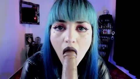 dimmuanddarkness online show from November 15, 2025, 5:05 am