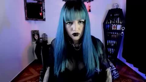 dimmuanddarkness online show from November 20, 2025, 8:03 am