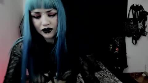 dimmuanddarkness online show from March 18, 2026, 7:44 am