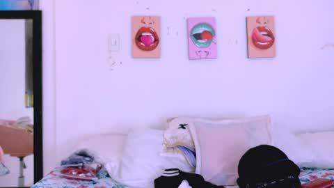 DINA online show from April 18, 2026, 5:06 pm