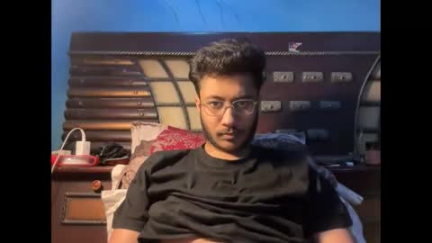 Dinchain online show from April 18, 2026, 7:29 pm