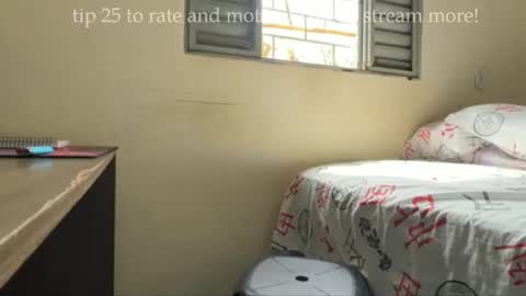 dinhoo14 online show from November 9, 2025, 1:09 pm